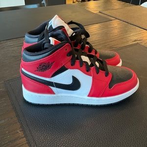 Nike Air Jordan 1 Mid | Size: 3 ( Womens: 5 ) Youth